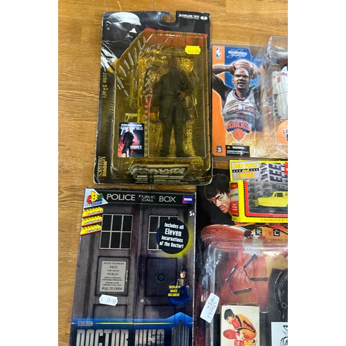 100 - Selection of action figures toys in their original packaging to include ' Doctor Who The Eleven Doct... 