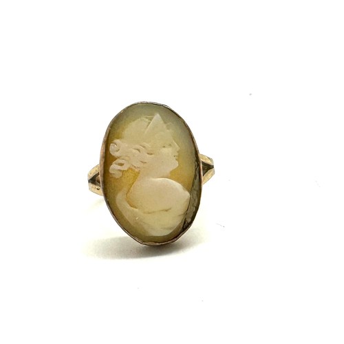 423 - 9ct gold cameo dress ring, has been repaired total weight 3grams, ring size K