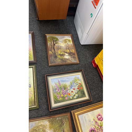 157A - Selection of 7 framed painting and prints depicting flowers largest measures 22 inches by 18 inches