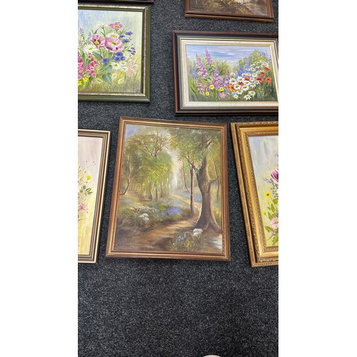 157A - Selection of 7 framed painting and prints depicting flowers largest measures 22 inches by 18 inches