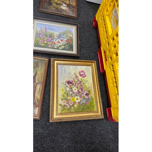 157A - Selection of 7 framed painting and prints depicting flowers largest measures 22 inches by 18 inches