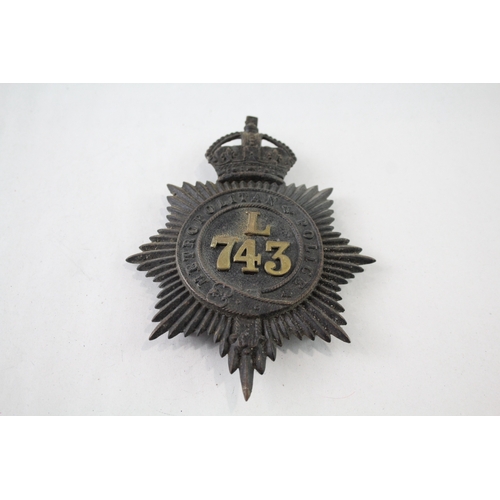 526 - Kings Crown Metropolitan Police L Division Helmet Plate