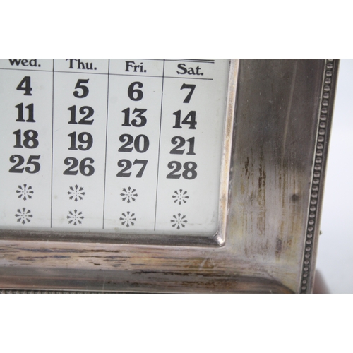 32 - .925 sterling silver front desk calendar