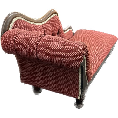 559 - Mahogany and fabric chaise longue with cushion