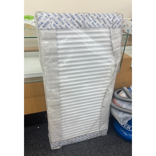 563 - Sealed radiator - untested