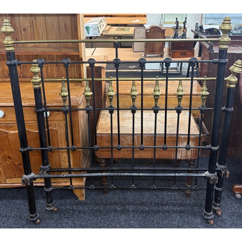 564 - Victorian Brass and Iron double bed frame with irons, no springs