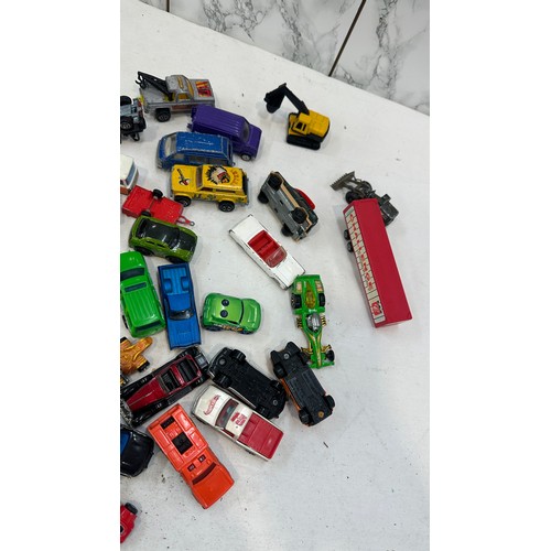 169 - Selection of assorted vintage die cast cars