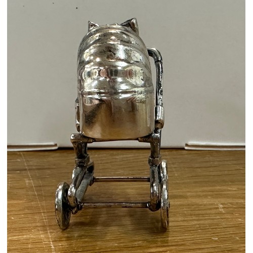 510 - Novelty silver pram piece hallmarked 925 weighs approximately 32 grams