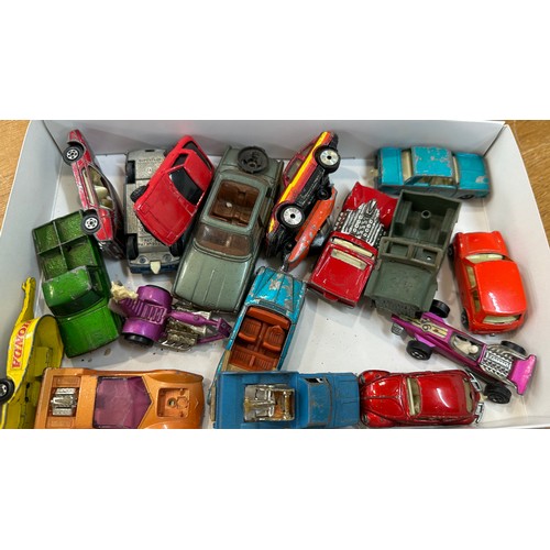 36 - Selection of vintage die cast vehicles to include matchbox etc