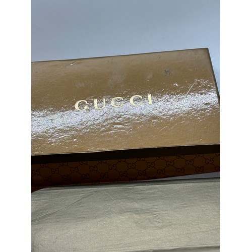 435 - Vintage boxed Gucci Womens Wallet a9643