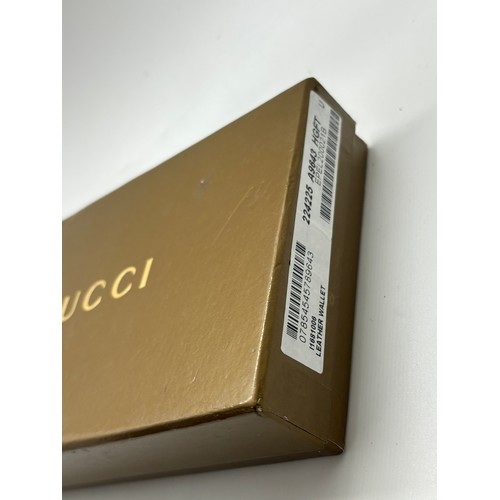 435 - Vintage boxed Gucci Womens Wallet a9643