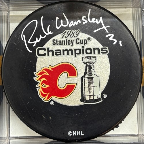 454 - Authentic Mike Vernon and Rick Wamsley signed Calgary Flames hockey puck 1989 Stanley cup champions ... 