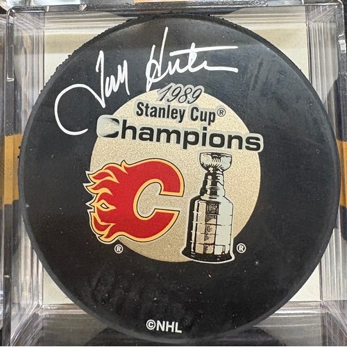 455 - Selection of 3 authentically signed Calgary Flames hockey puck 1989 Stanley cup champions with COA b... 