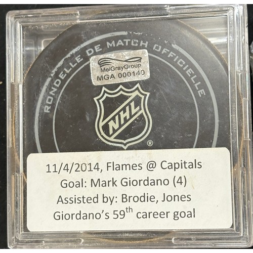 448 - Selection of 6 NHL pucks, 3 of which are signed by Calgarry Flames players, miikka kiprusoff, David ... 