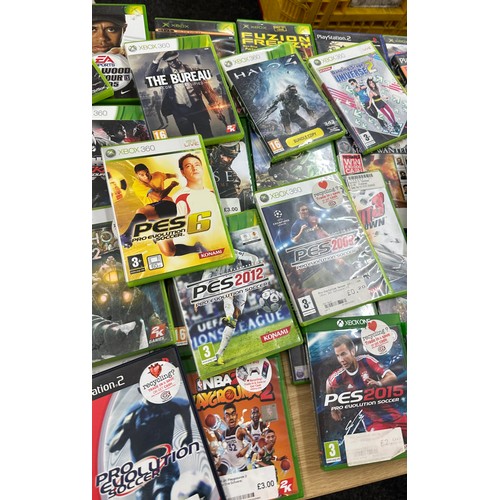 255 - Selection of assorted XBOX and play station games to include Call of Duty, Wreckfest, Rally Fusion e... 