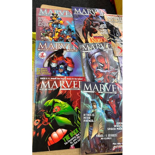 112 - Selection of Marvel Comics and magazines to include ' Marvels Mightiest Heroes' , ' The Classic Marv... 