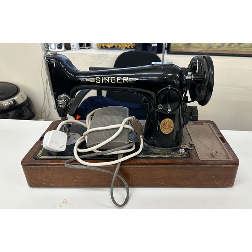 46 - Vintage Singer sewing machine