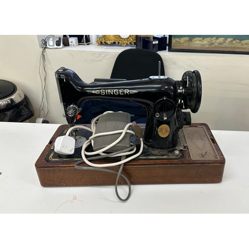 46 - Vintage Singer sewing machine