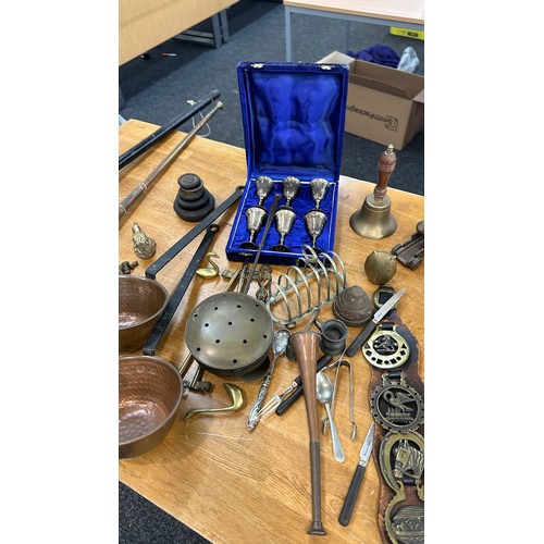 213 - Large selection of assorted metal ware includes brassware, silver plate etc