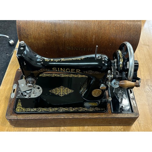 278 - Vintage cased Singer sewing machine with key