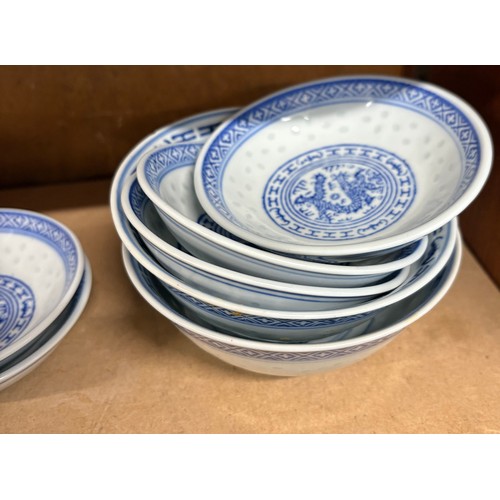 112 - Selection of oriental blue and white china