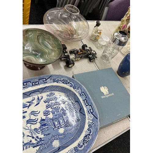 147 - Selection of miscellaneous includes oil jug, Car etc