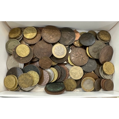 523 - Selection of vintage, later and foreign coins