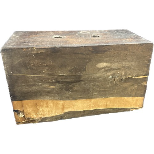 262 - Antique engineers tool box measures approximately 10 inches tall x 19 wide x 9 deep