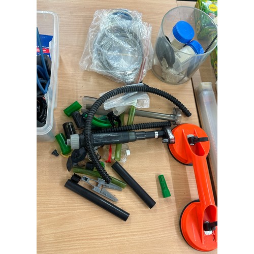 329 - Selection of fish tank accessories to include filters, thermostats etc - untested/af