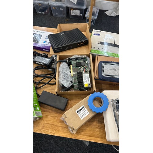 194 - Selection of electricals to include Xirus, Sonic Wall, key boards, routers etc - all untested