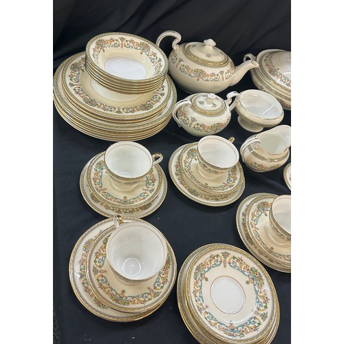 325 - Vintage Aynsley Henley part dinner part tea service to include cups, saucers, tea pot, gravy boat et... 