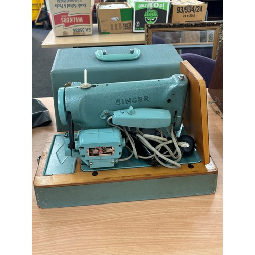 263 - Vintage cased singer sewing machine, untested