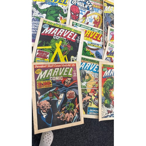 361 - Selection of Vintage Marvel comics to include Spiderman etc