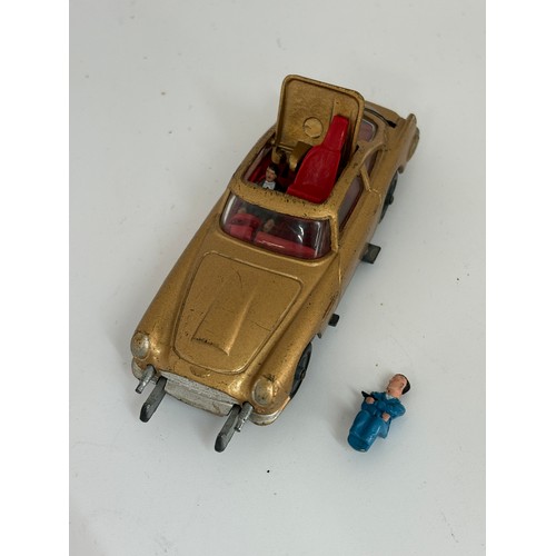 500 - Corgi Toys James bond Aston martin DB5