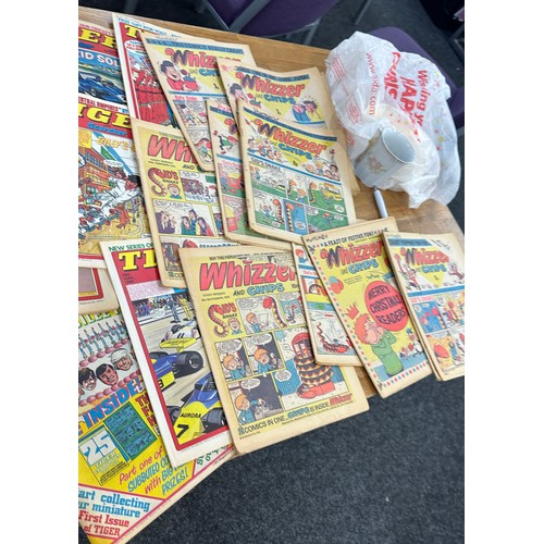 192 - Large selection of assorted comics, annuals includes Wisa, chips, tiger etc