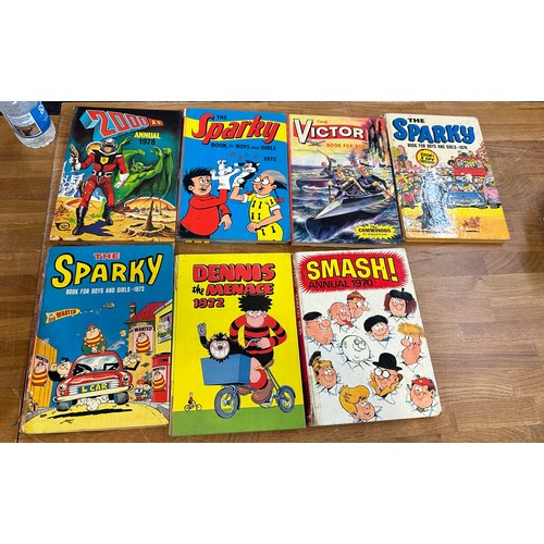 119 - Selection of vintage hard back annuals to include ' Dennis the Menance', ' The Sparky' etc