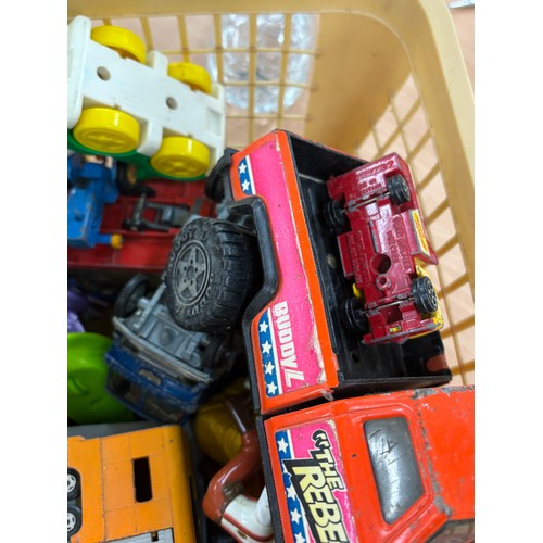 204 - Selection of vintage toys and games