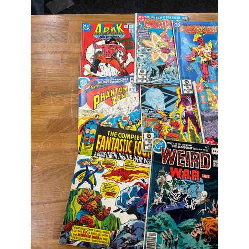 370 - Large selection of 1980 marvel/ dc comics includes Fantastic Four, Phantom Zone etc