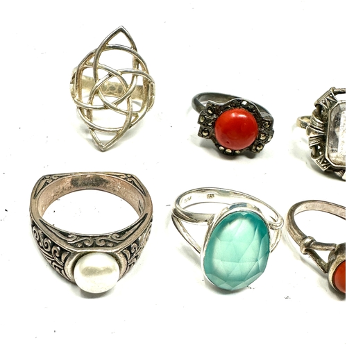 231 - 8 vintage silver rings weight 41g