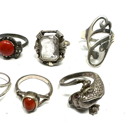 231 - 8 vintage silver rings weight 41g