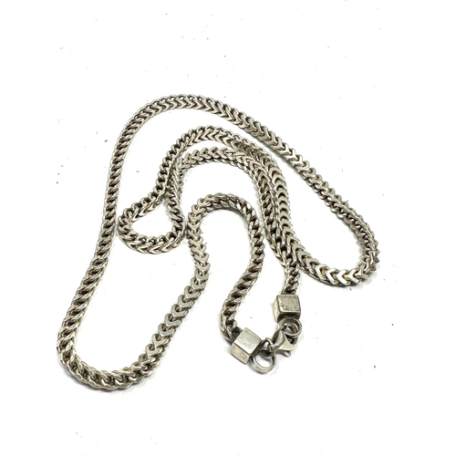 244 - Vintage silver chain measures approx 61cm weight 19g