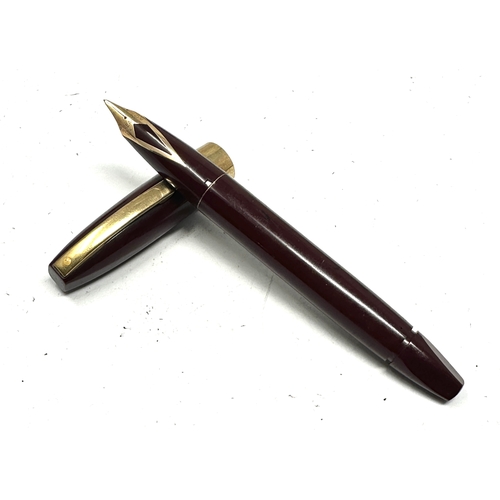 435 - Vintage burgundy 14ct gold Sheaffer fountain pen