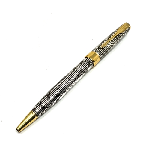 437 - Vintage Parker sonnet ballpoint pen