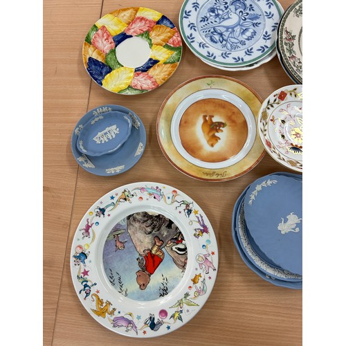 183 - Large selection of assorted collectors plates includes wedgewood etc