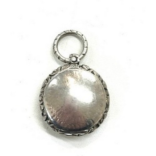 514 - Vintage silver coin holder pendant, approximate weight 12g