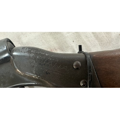 607 - Vintage Diana air rifle with pellets