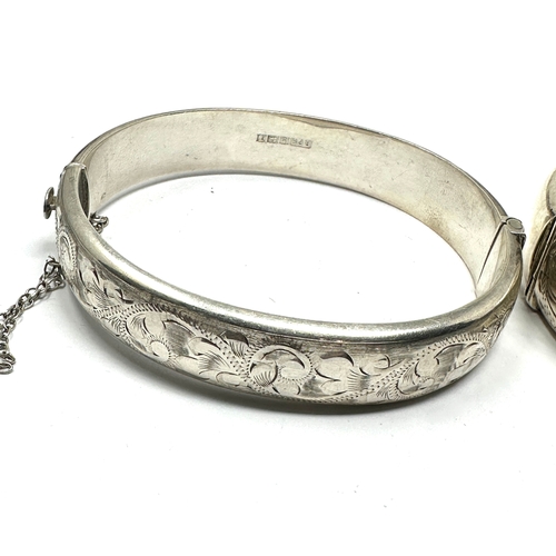 261 - 2 vintage silver bangles weight 44g