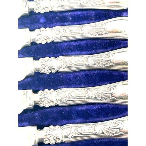 511 - Cased silver handled knife set