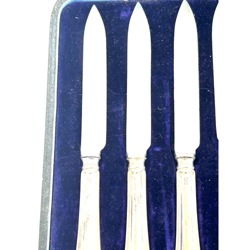 510 - Cased silver handled knife set