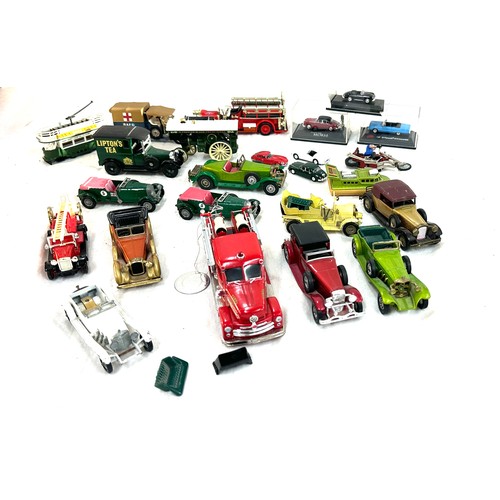 12 - Selection of assorted vintage toy diecast vehicles to include Matchbox, Corgi etc